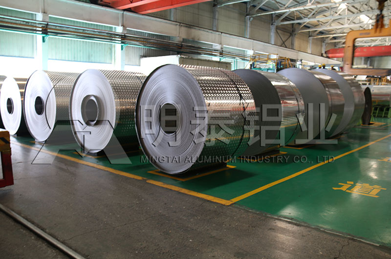 3004餐盒料鋁箔_食品包裝鋁箔多少錢_河南廠家 3004餐盒料鋁箔_食品包裝鋁箔多少錢_河南廠家