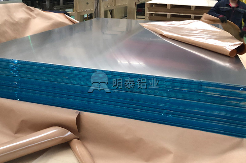 廣東電池托盤(pán)用鋁合金板帶規(guī)格有哪些?具體價(jià)格多少 廣東電池托盤(pán)用鋁合金板帶規(guī)格有哪些?具體價(jià)格多少